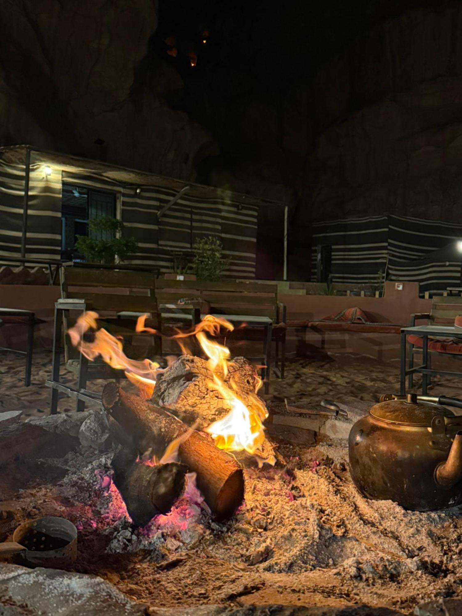 Faisal Wadi Rum Camp Экстерьер фото